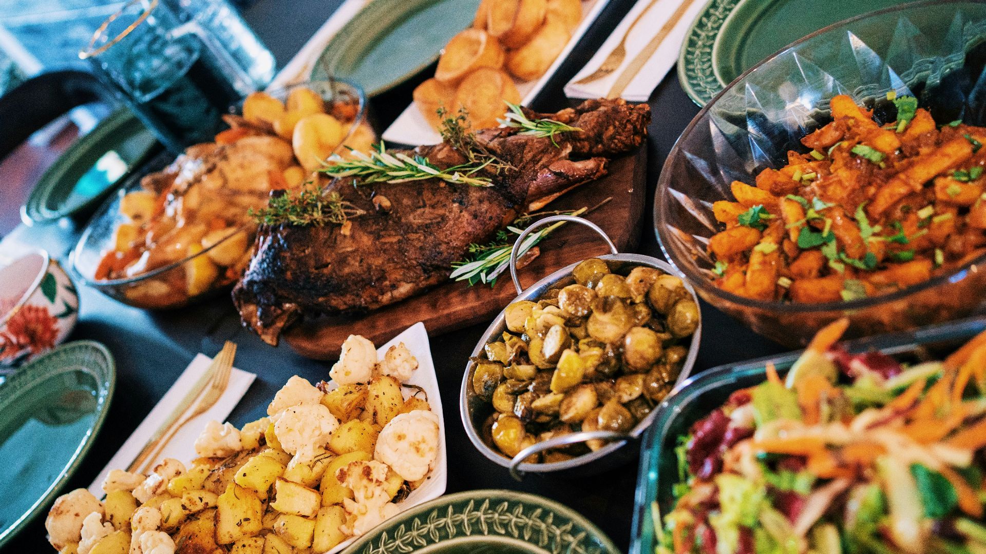 10 plats à apporter qui décevront… et ceux qui réserveront d’agréables surprises