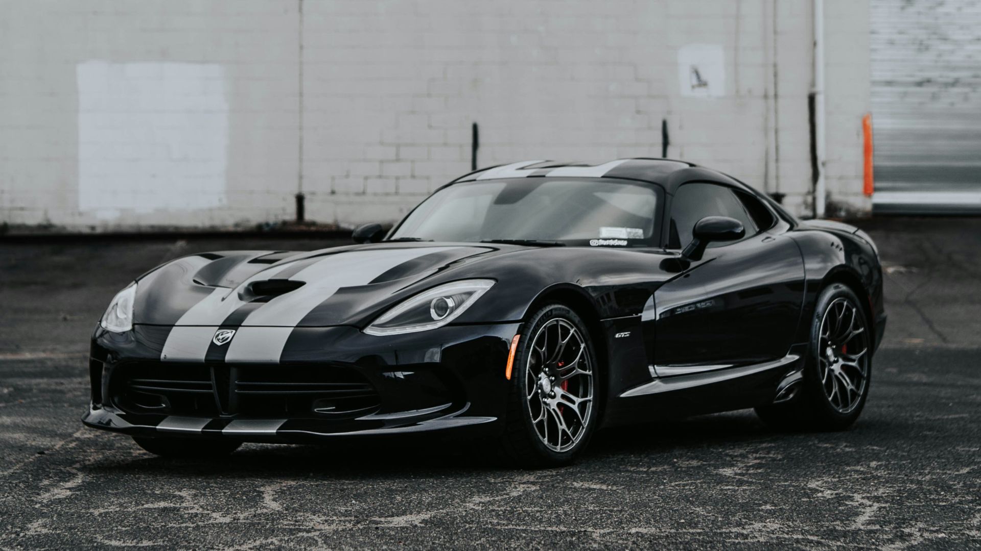 16. Dodge Viper