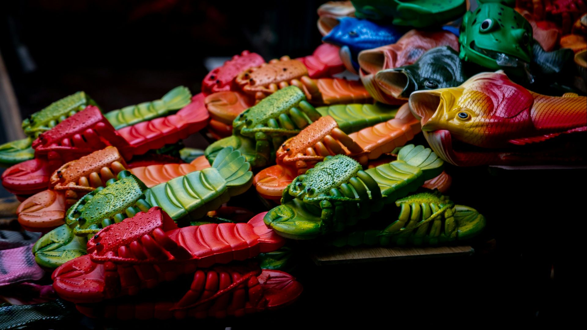 6. Chaussures en plastique pour adultes