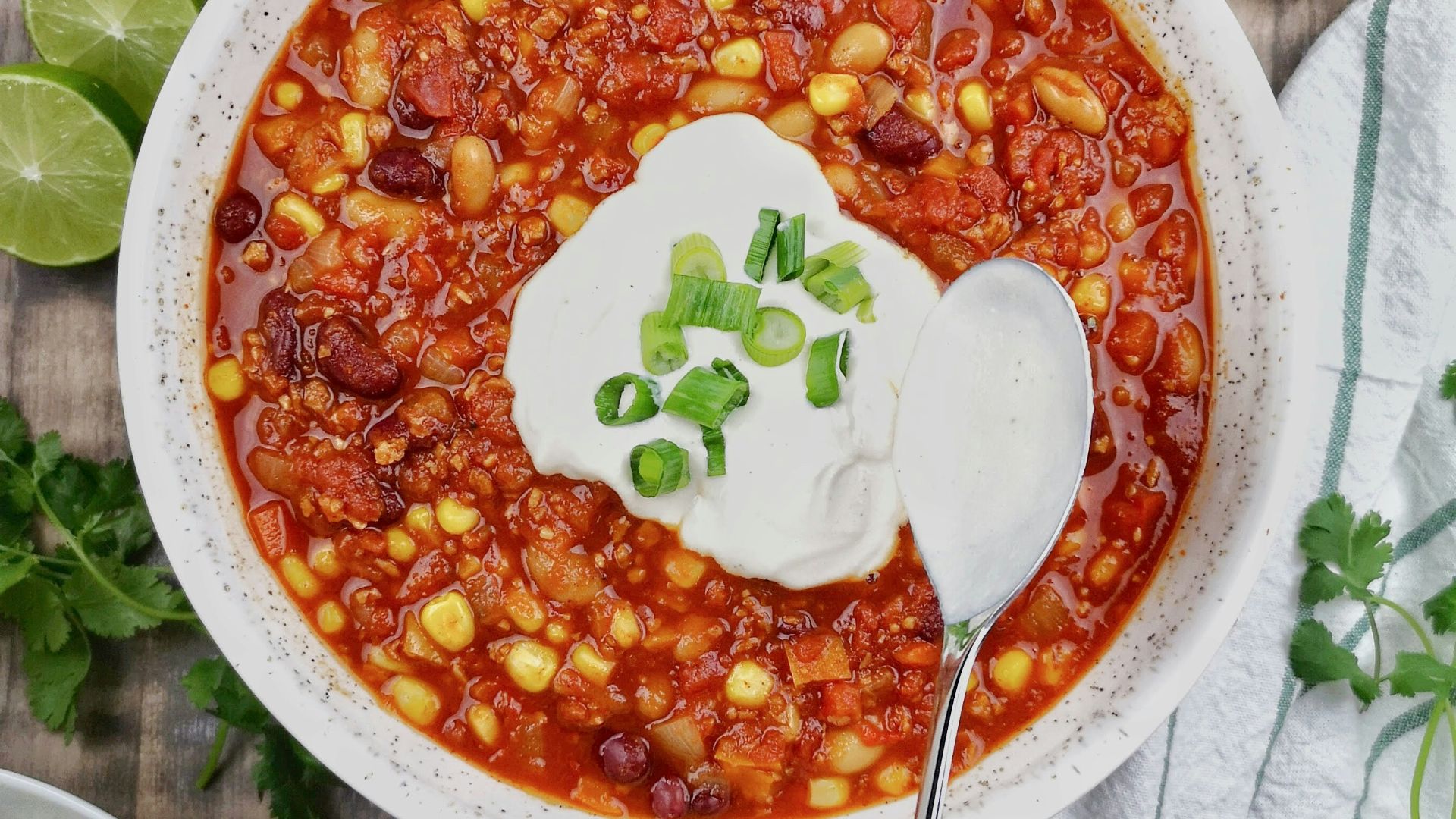 8. Chili au pain de maïs