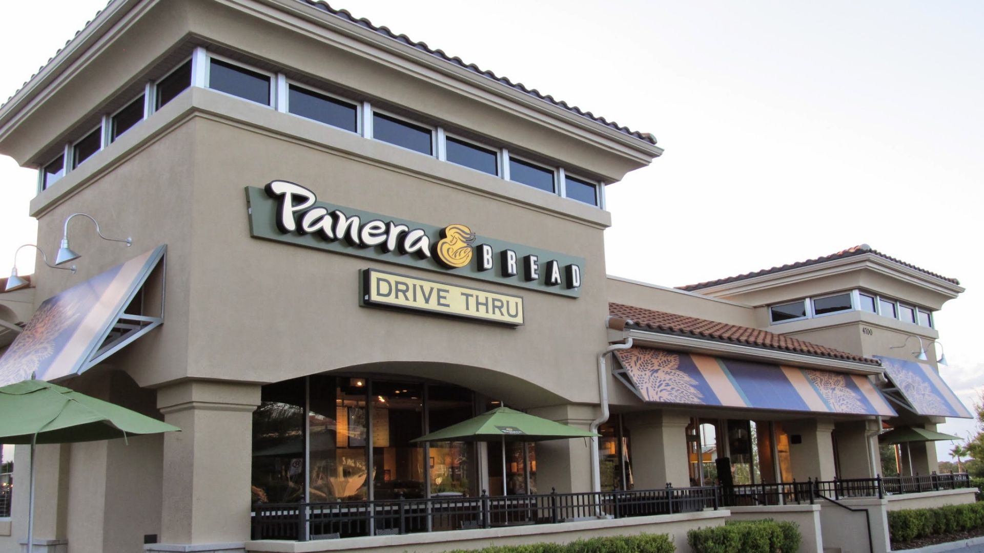8. Demi-sandwich « Chipotle Chicken Avocado Melt » de Panera