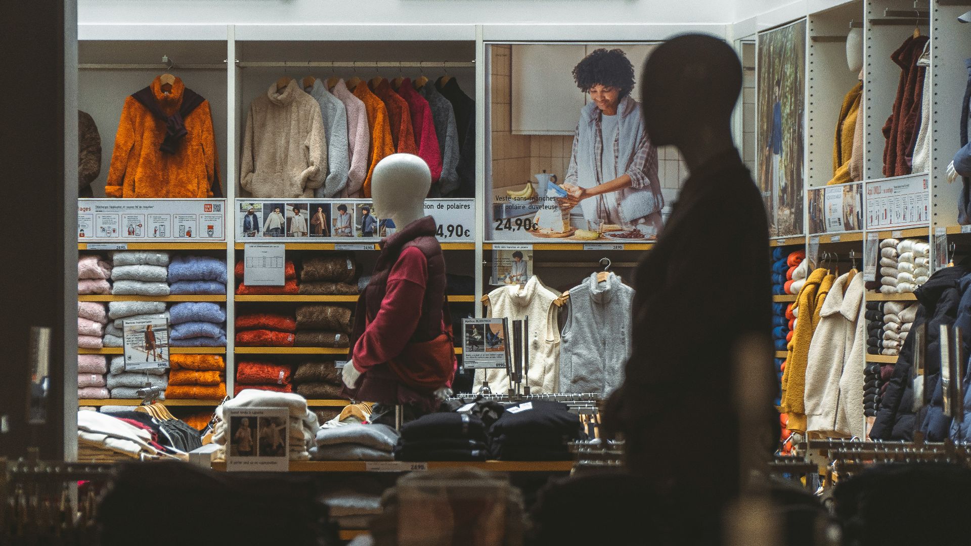 1. Uniqlo