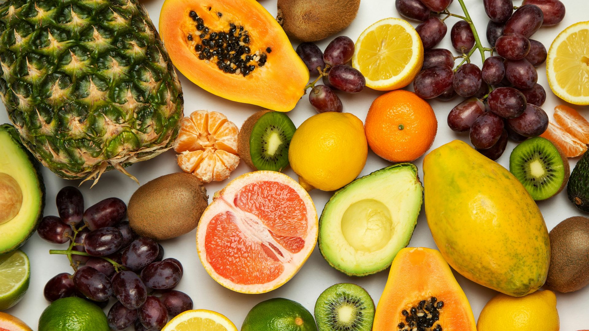 8. Fruits entiers frais