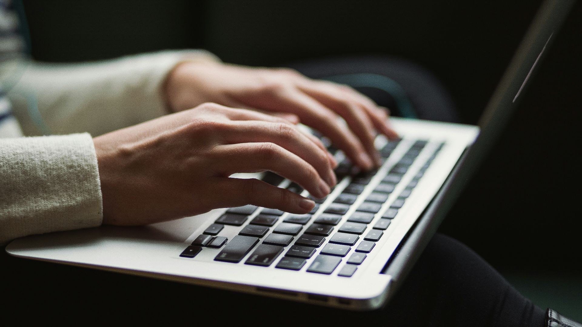 17. Vous êtes plus direct(e) en ligne qu’en face à face