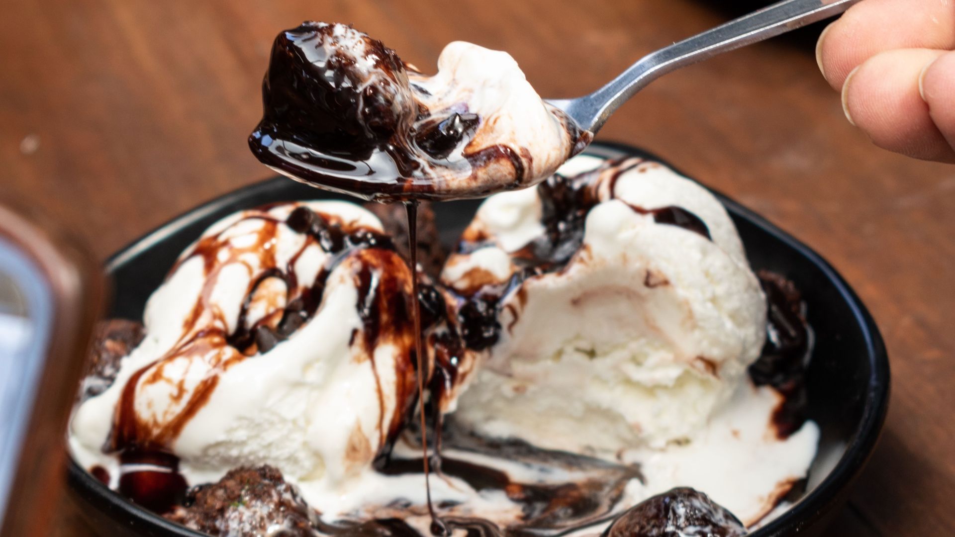 20. Coupe glacée au brownie