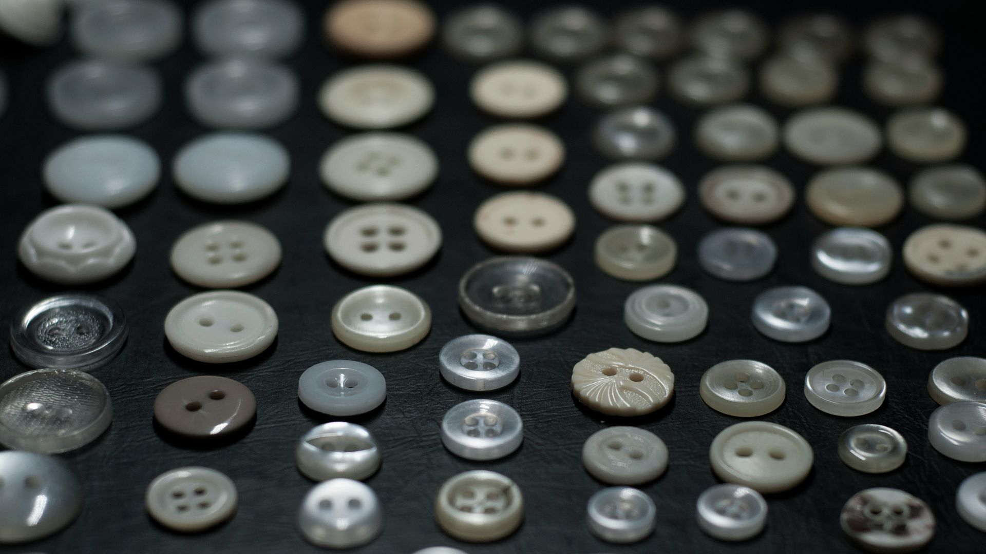 8. Remplacer les boutons en plastique dès que possible
