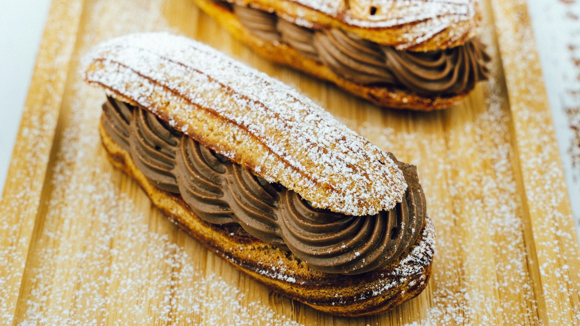 20. Éclairs au chocolat et à la vanille