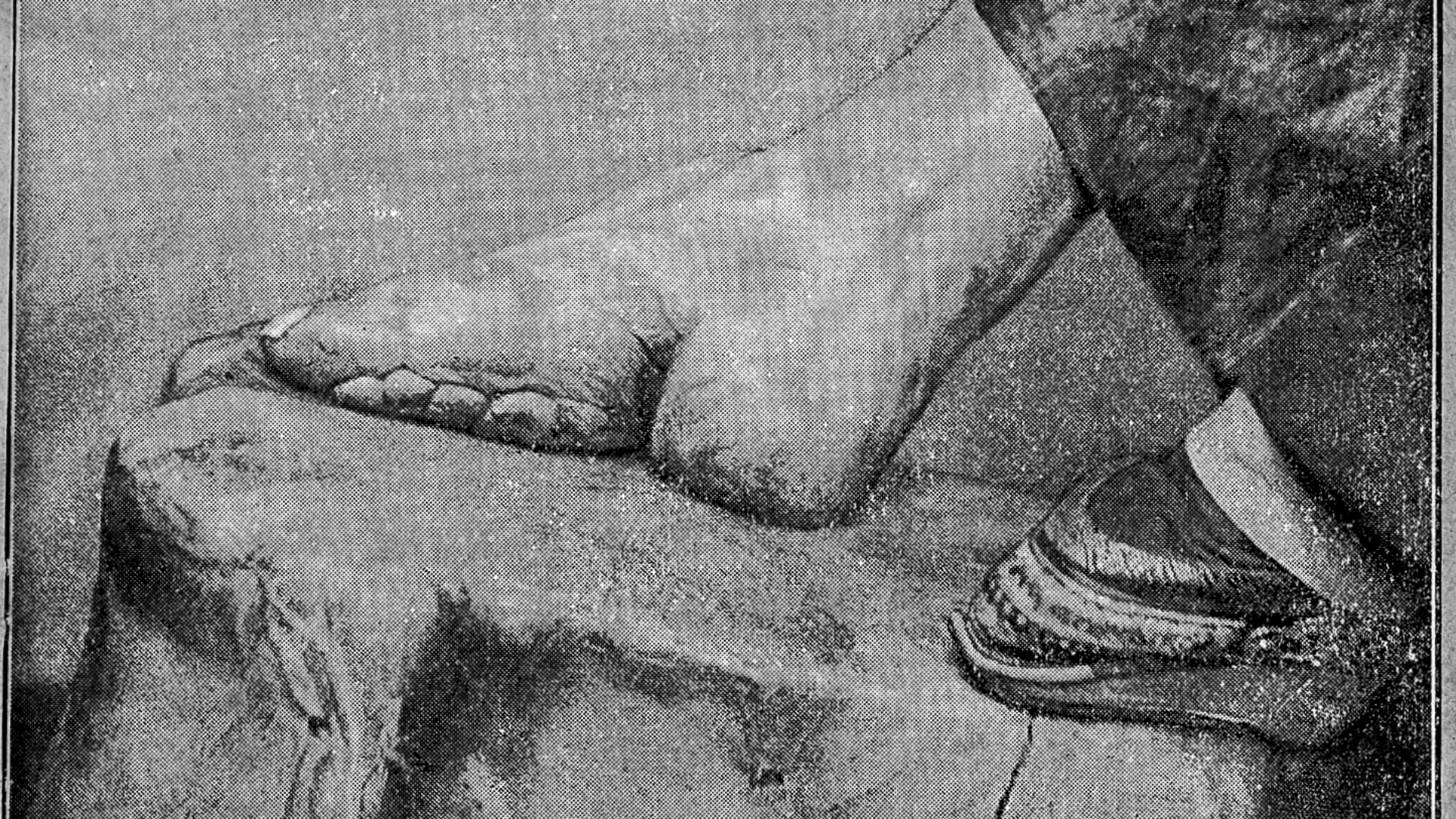 1. Le bandage des pieds en Chine