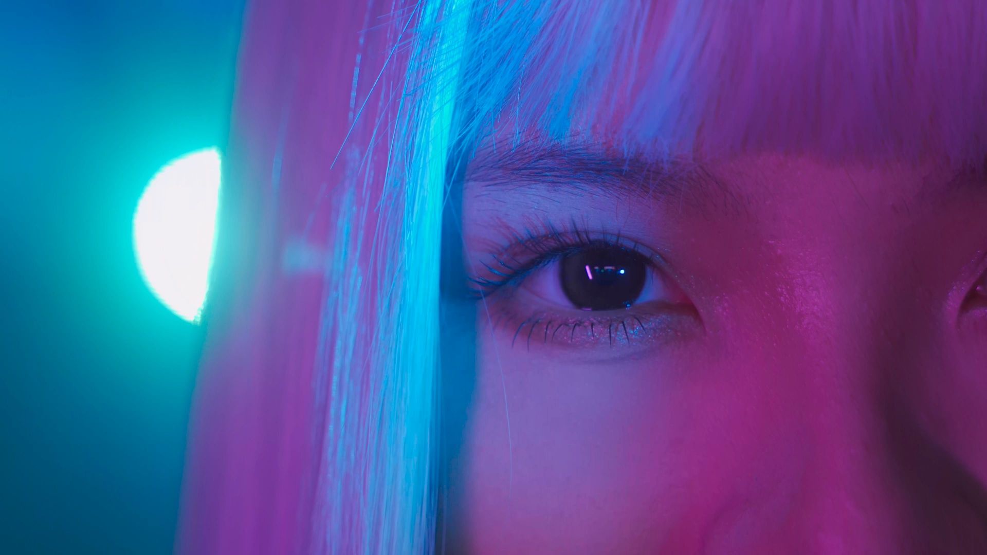 12. Le clignement rapide des yeux