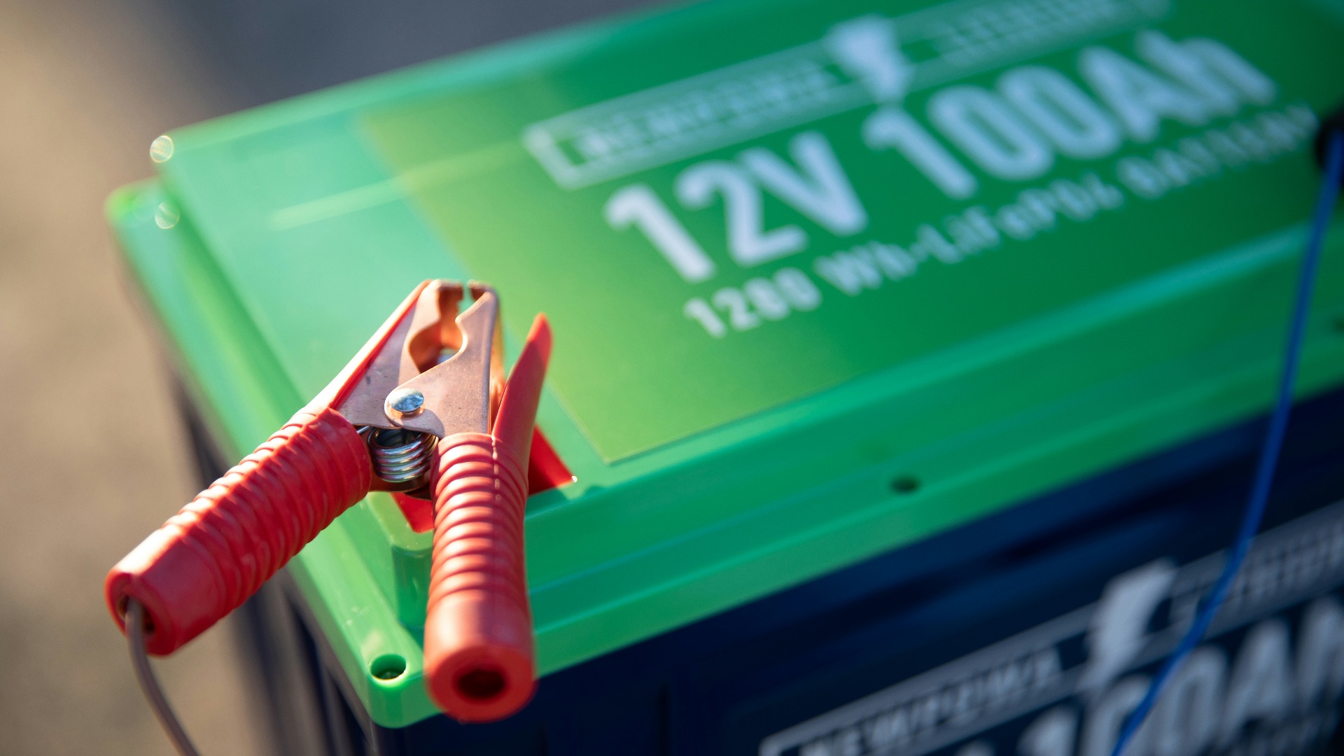 10 facteurs qui épuisent une batterie de voiture et 10 habitudes simples pour prolonger sa durée de vie