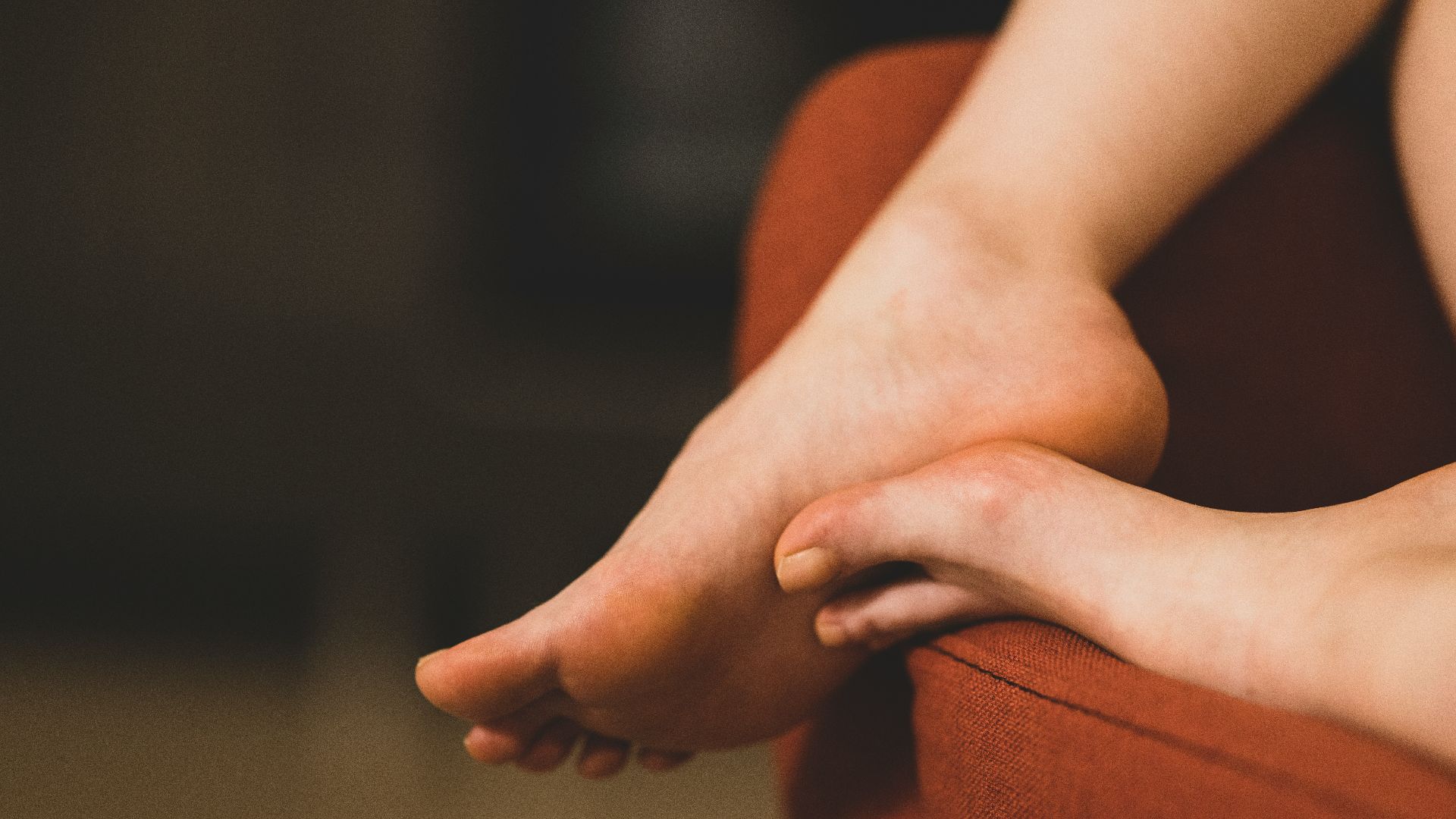 10. Gonflement des pieds ou des chevilles