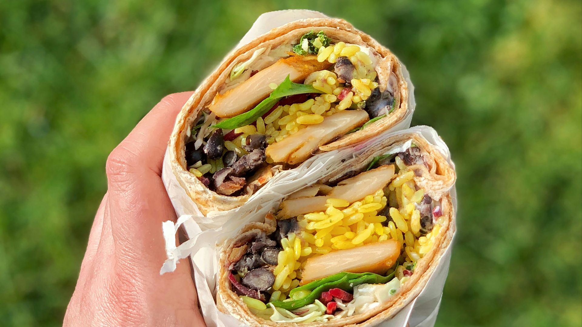 5. Wrap aux légumes et au houmous