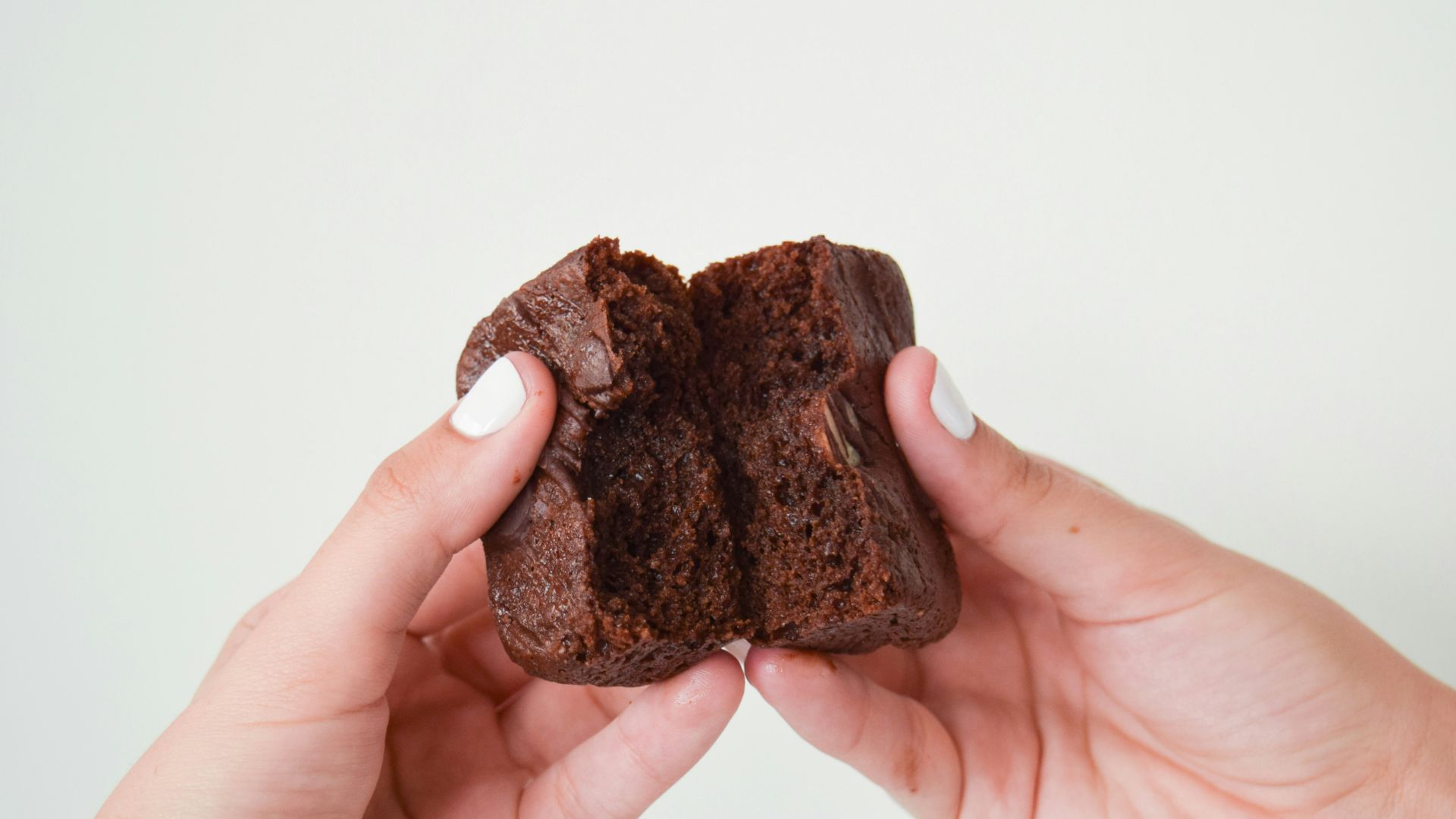 20. Bouchées de brownie à la patate douce et au beurre de cacahuète