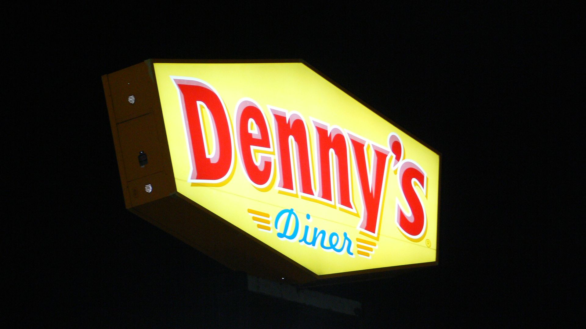 16. Denny’s