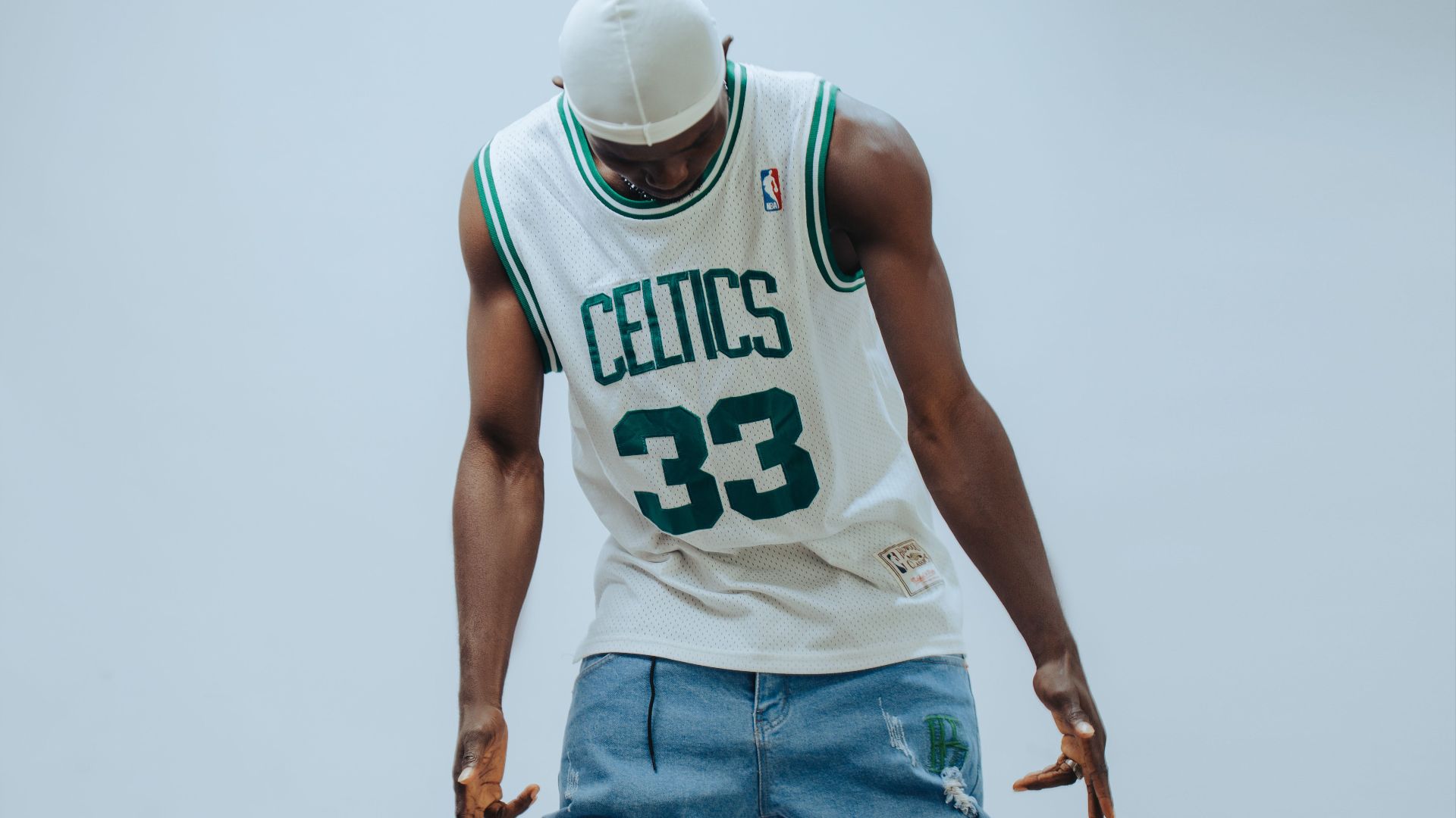 6. Maillot de Larry Bird des Boston Celtics