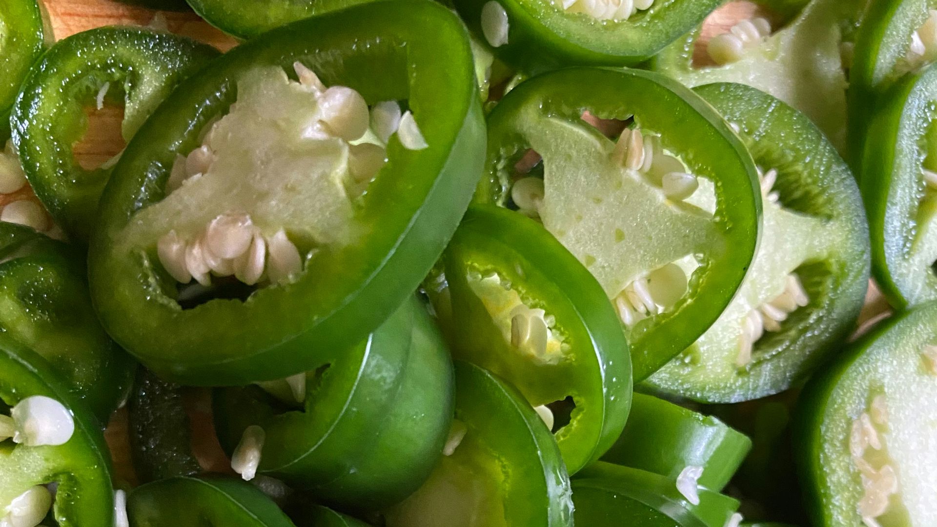 7. Ajouter les piments jalapeños