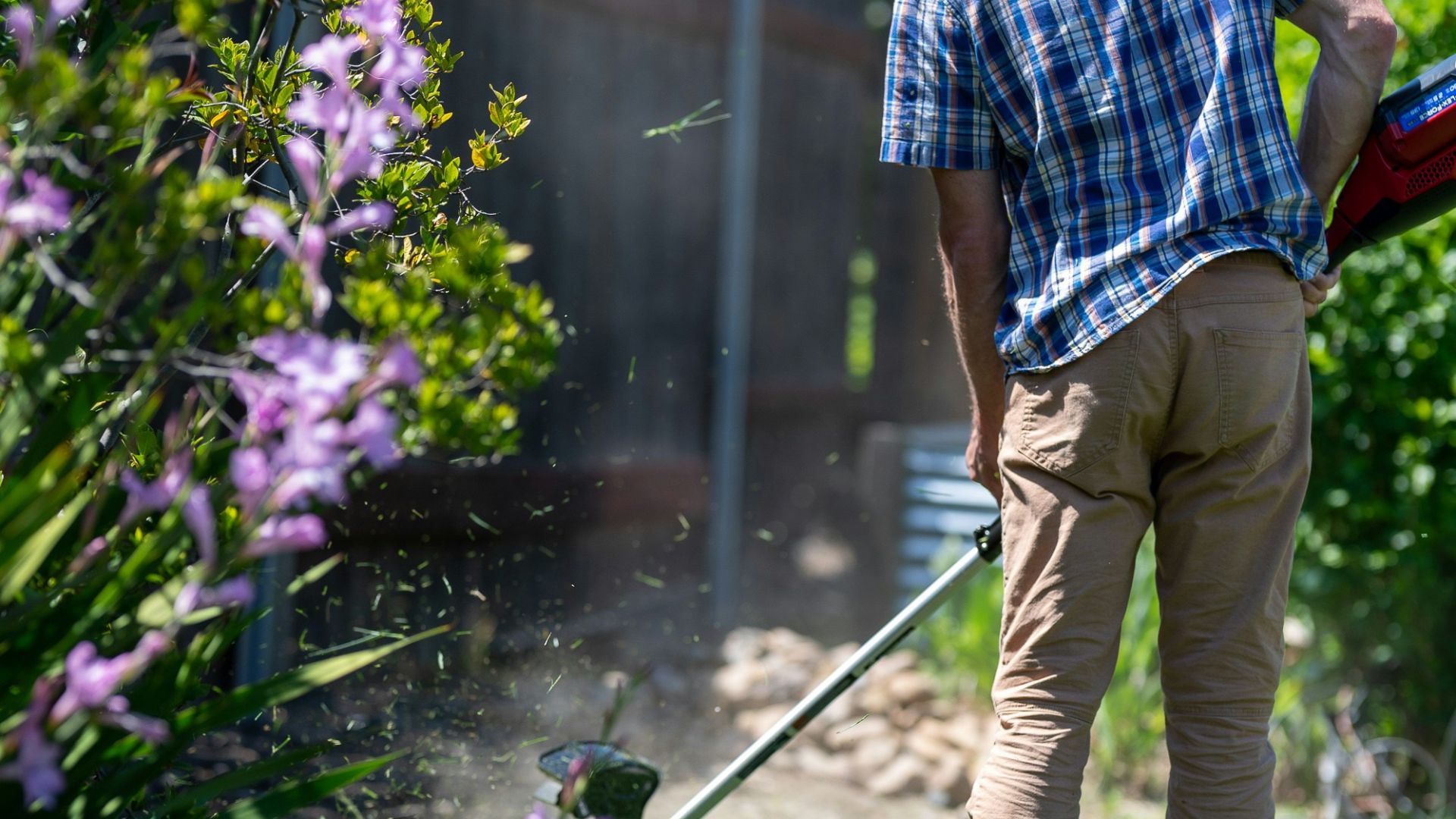 8. Ta tenue du week-end donne l'impression que tu vas peut-être faire un peu de jardinage