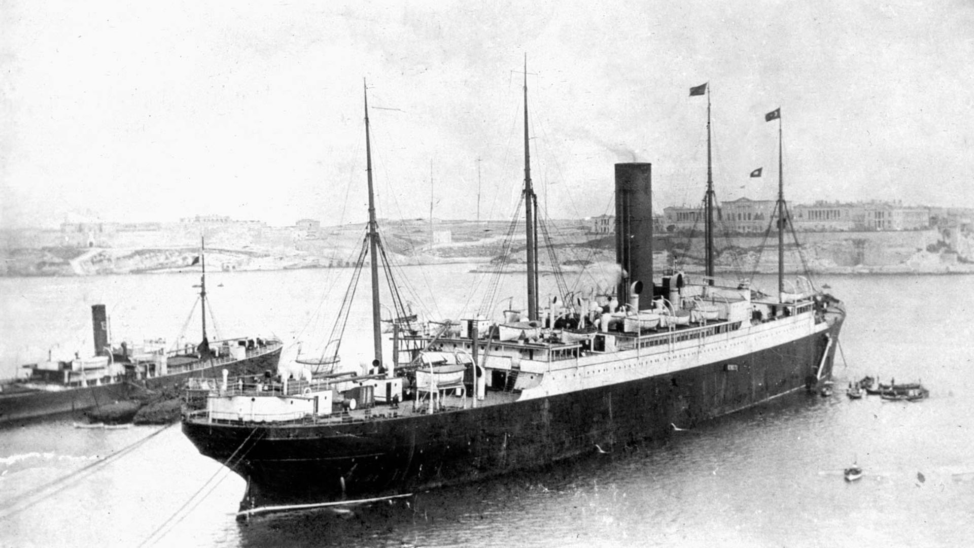 14. Le Carpathia est arrivé alors que le Titanic était encore en train de couler