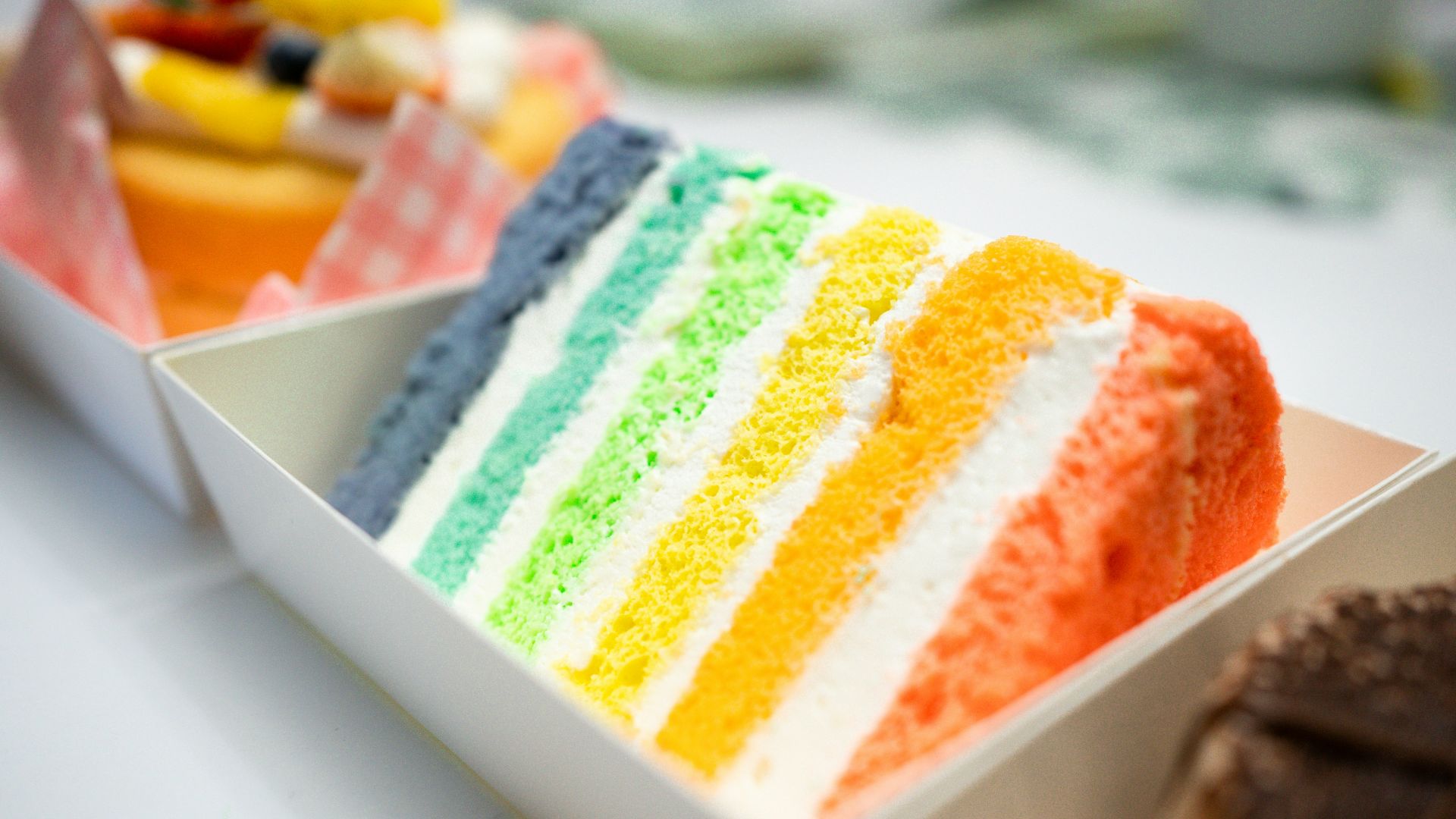 10. Tout ce qui a trait à l'arc-en-ciel ou à la licorne