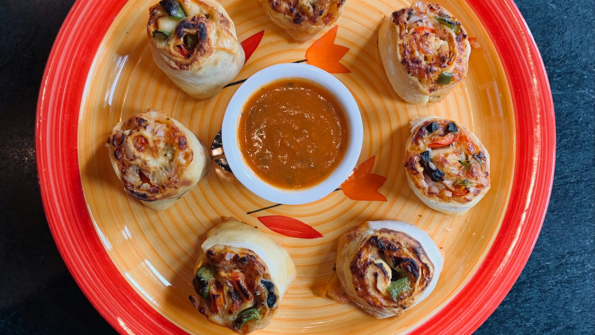 10. Rouleaux de poulet à la sauce Buffalo
