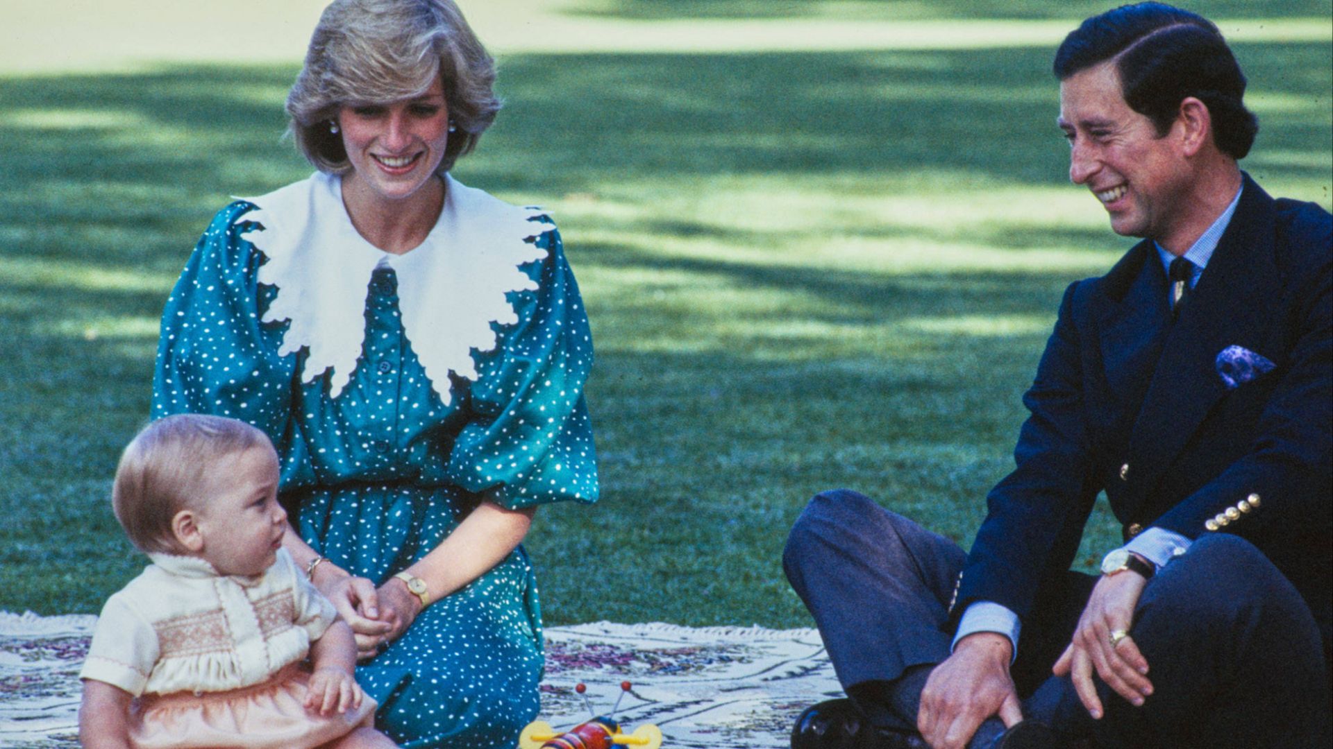 19. Le prince Charles et la princesse Diana