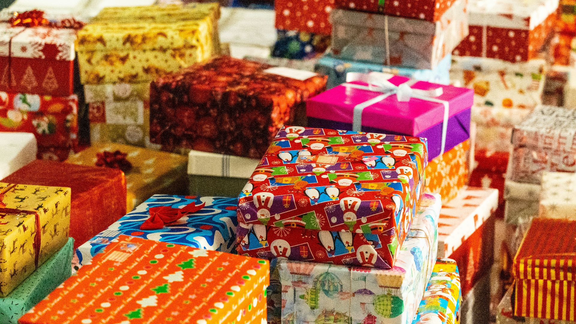 10. Arrête d'acheter des cadeaux pour les personnes qu'il a oubliées