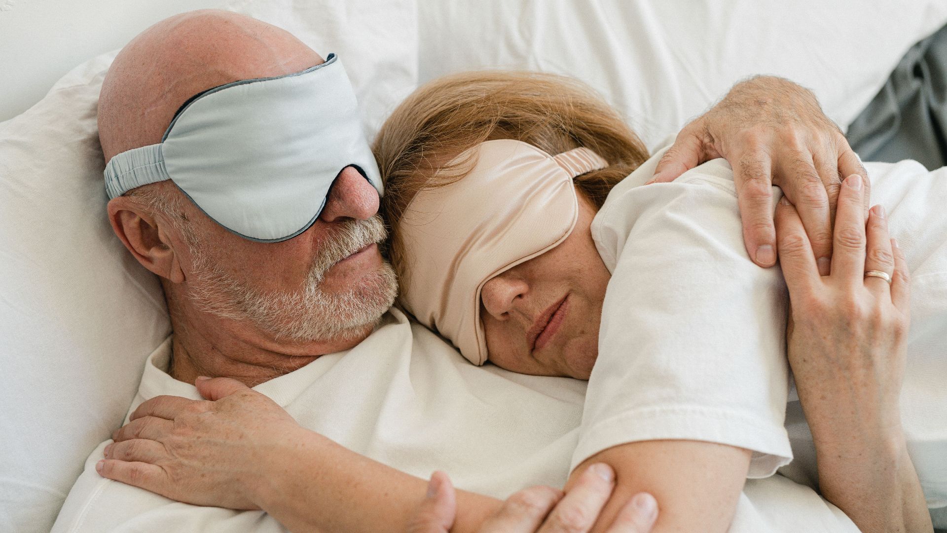 20 changements à apporter à vos habitudes de sommeil après 50 ans