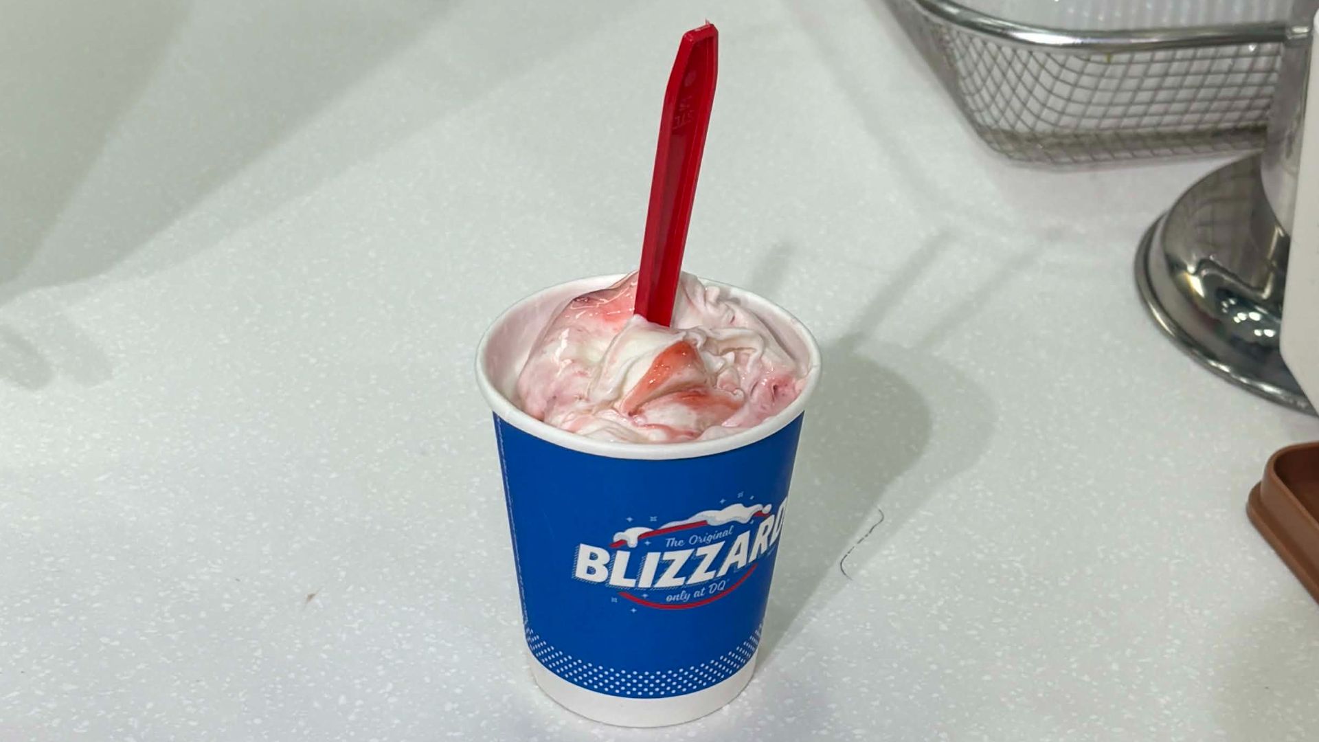 8. Blizzard au gâteau des anges à la fraise