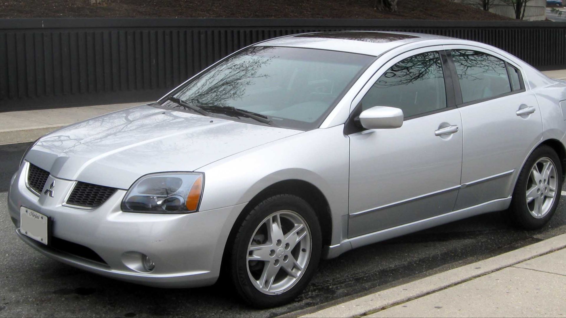9. Mitsubishi Galant