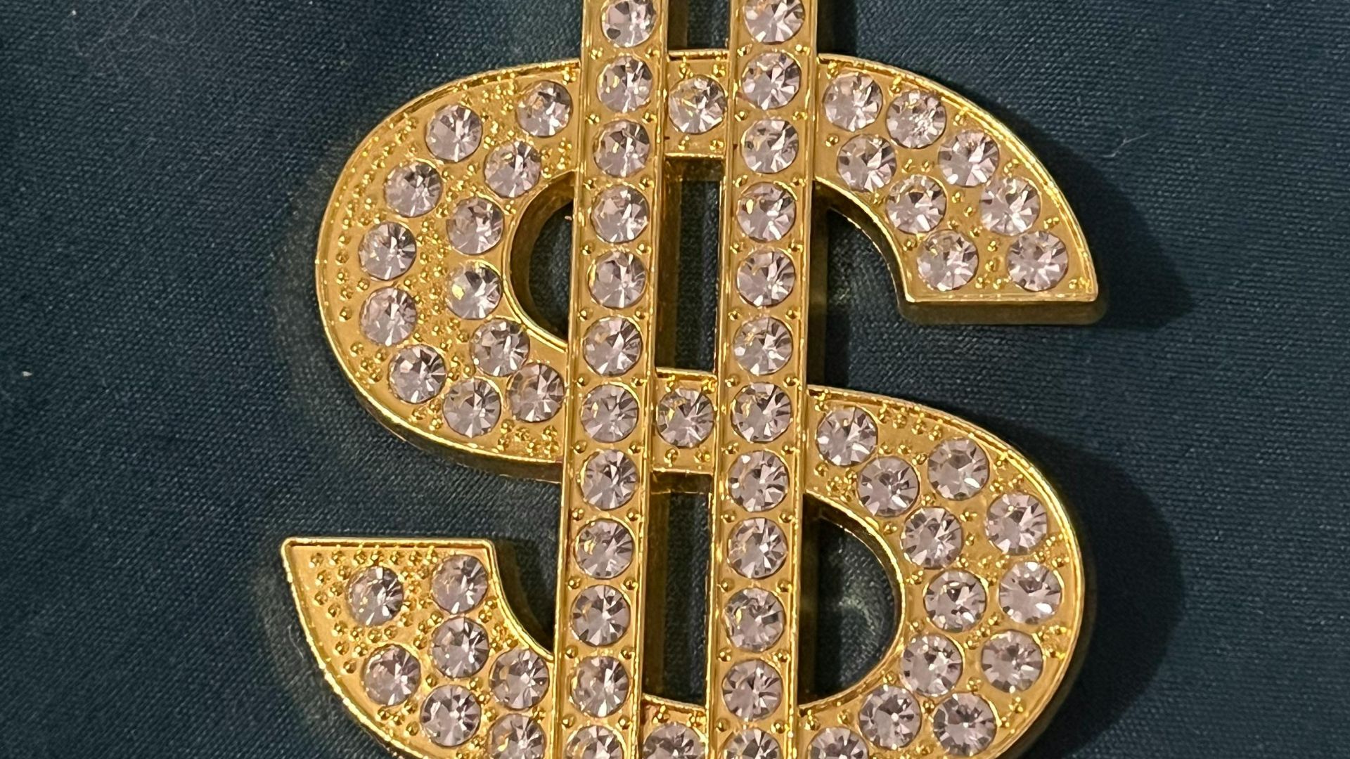 4. Breloques en forme de symbole du dollar, de grande taille