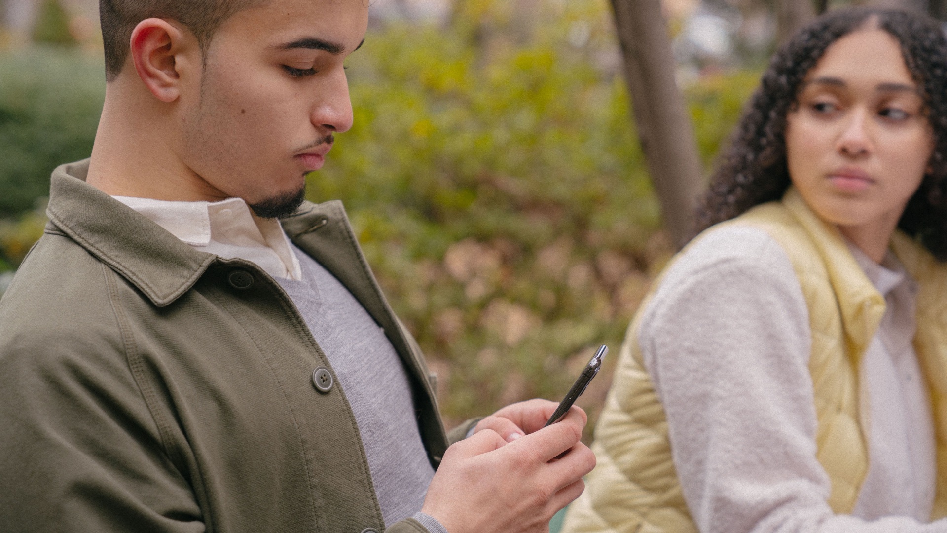 6. Les gens consultent leur téléphone pendant que vous parlez
