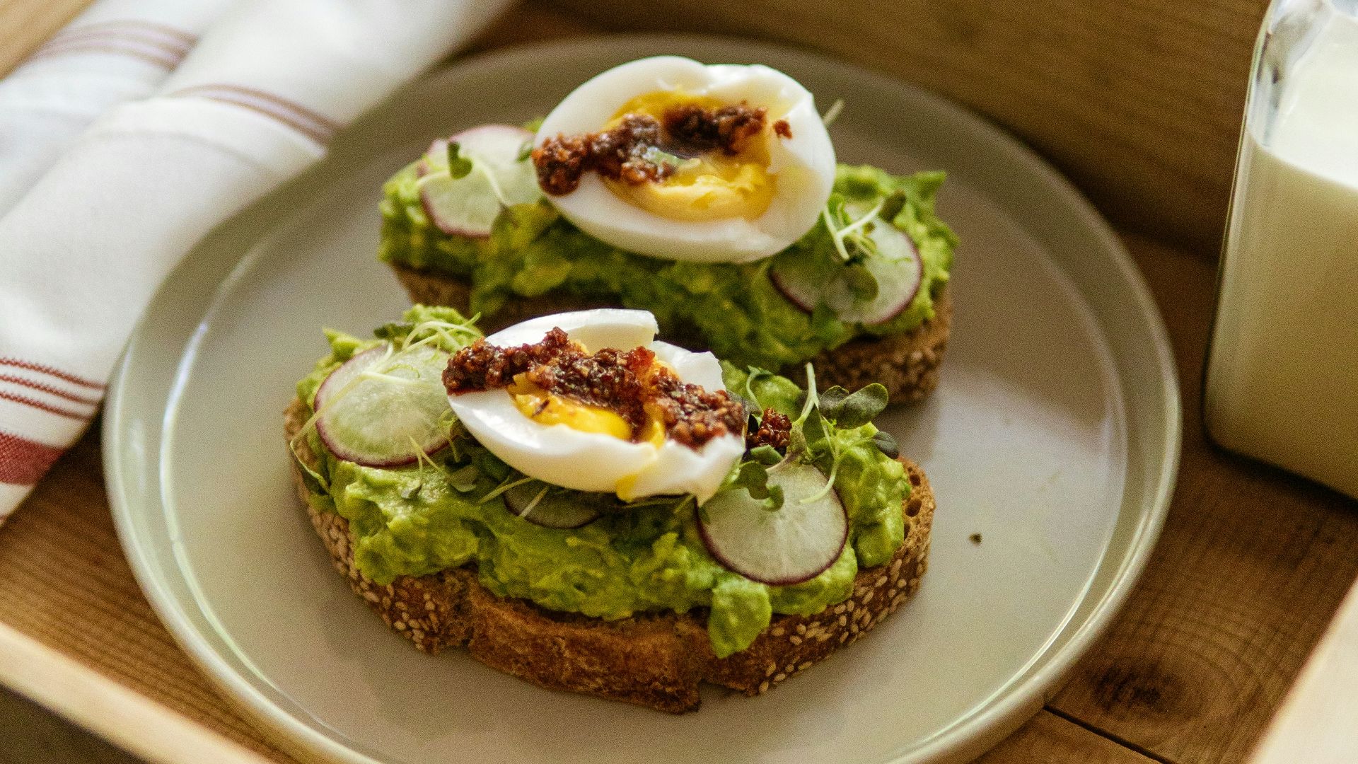 3. Avocat sur toast complet