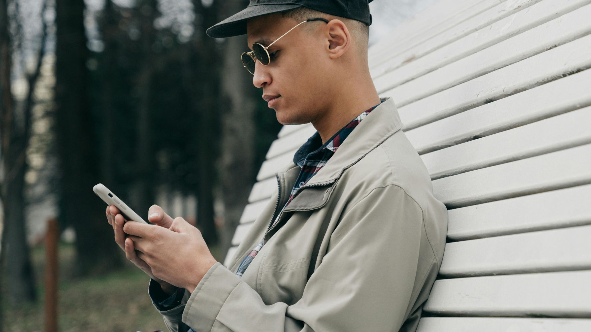 7. Ils ne donnent de leurs nouvelles que quand ça leur arrange