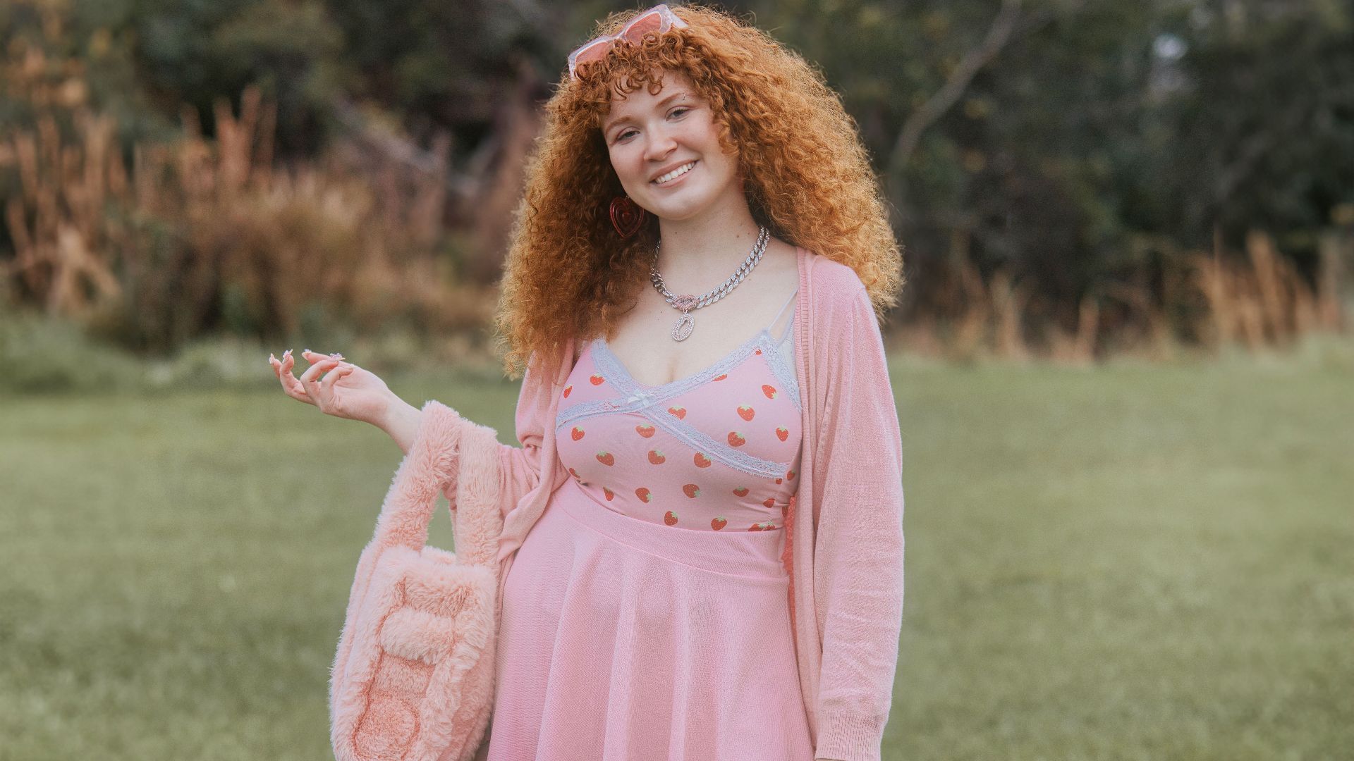 2. Rose pâle