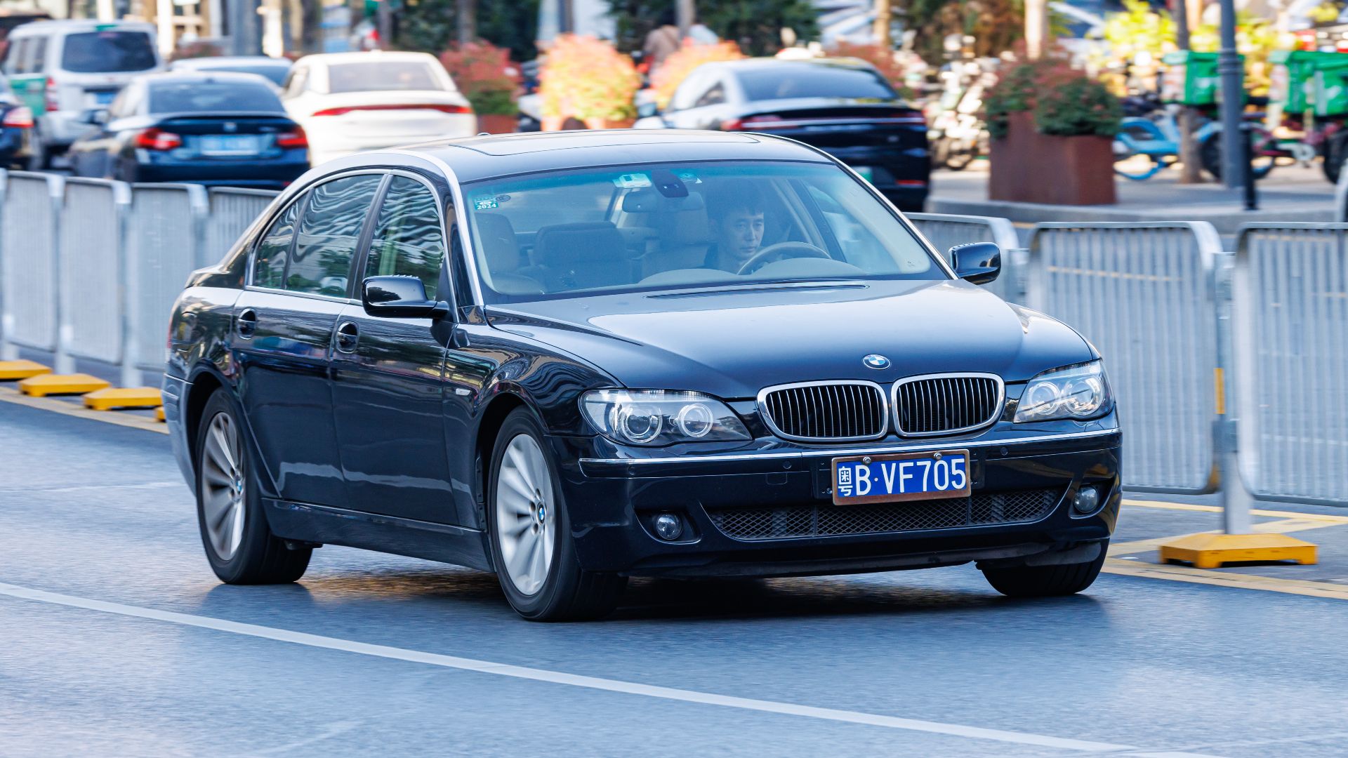 5. BMW E65 Série 7