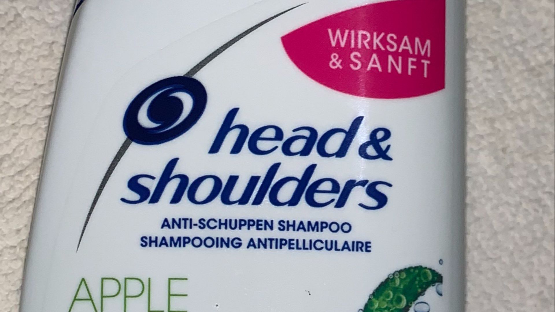 7. Votre shampoing antipelliculaire n'est pas efficace