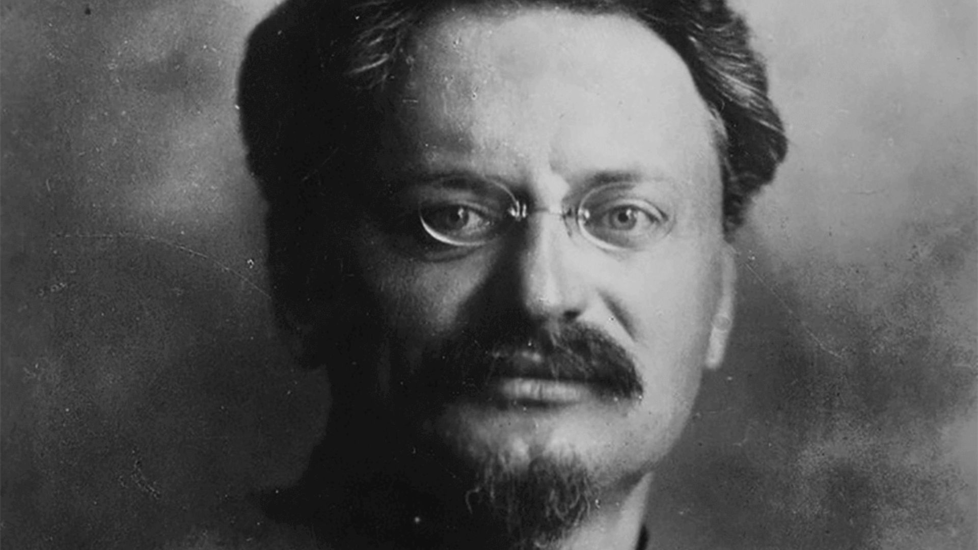 20 personnages historiques qui ont été trahis par leurs plus proches alliés
