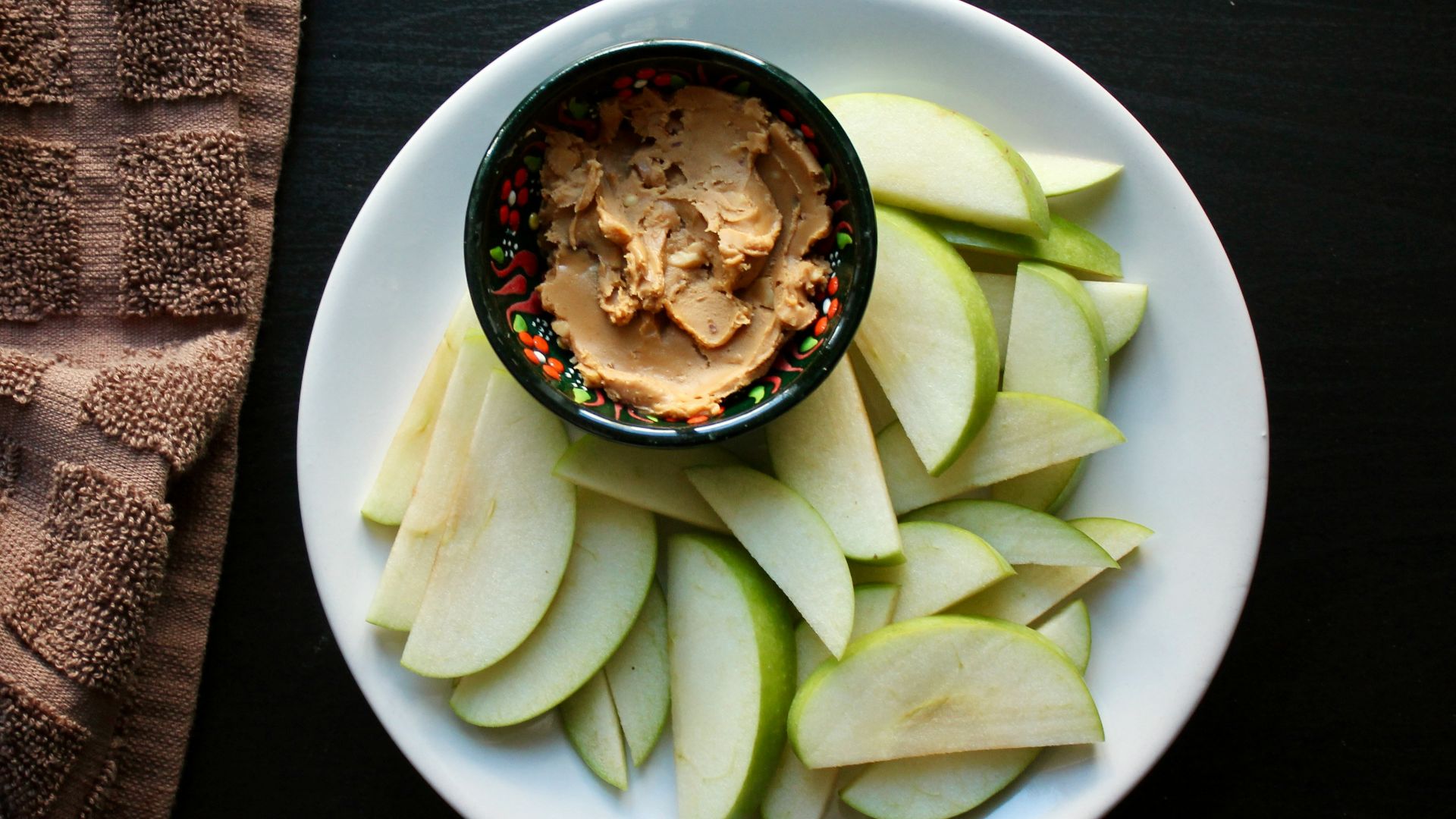2. Tranches de pomme avec beurre d'arachide