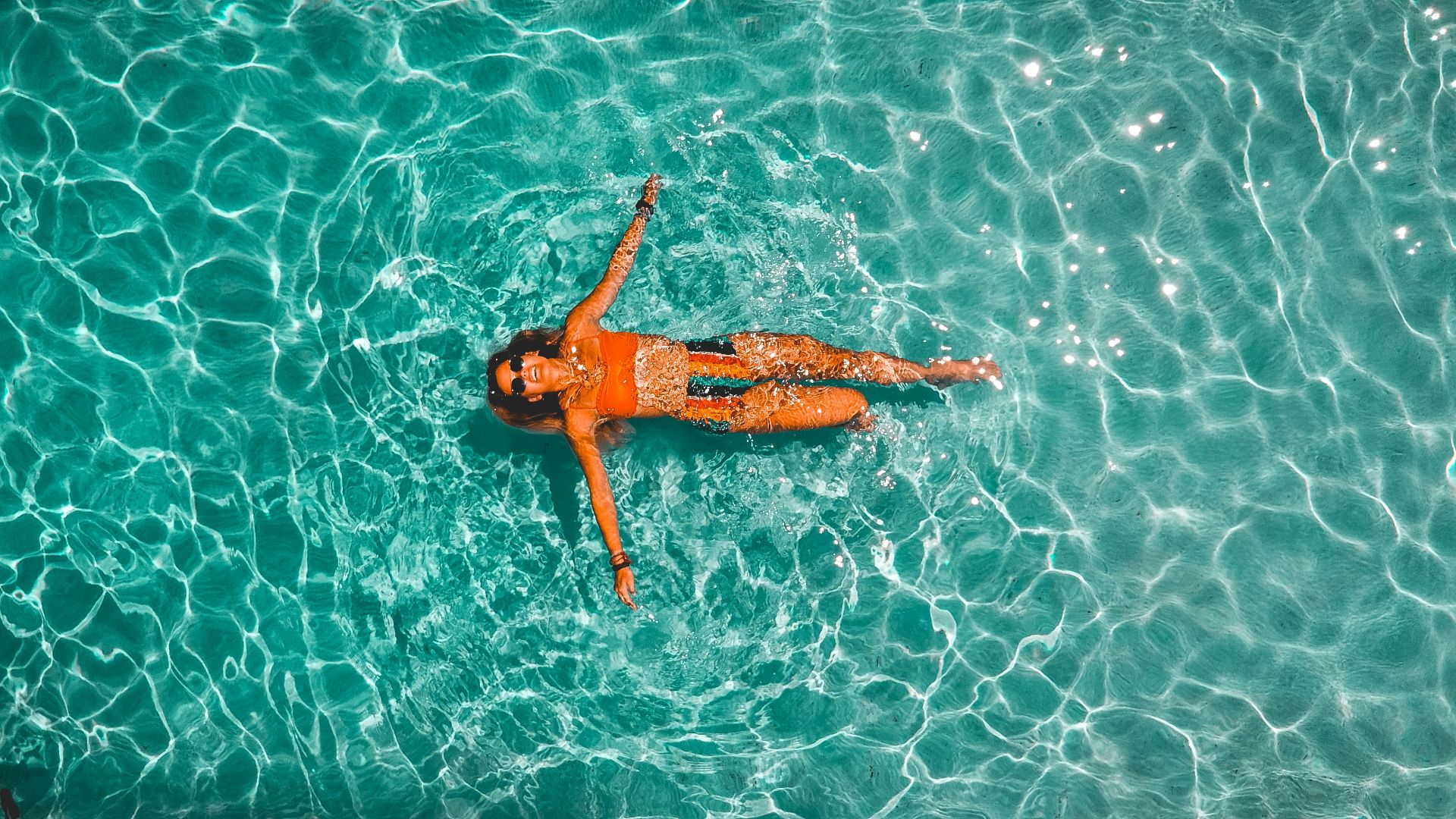 19. Les journées à la piscine abîment vos cheveux