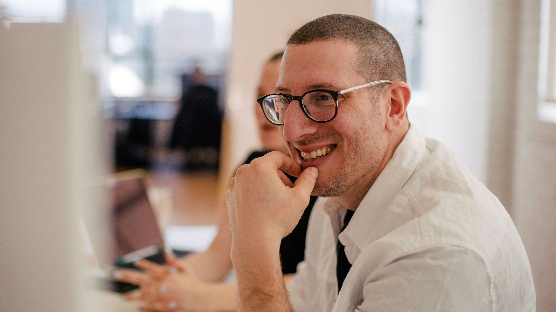 6. Les adultes aiment travailler tout le temps