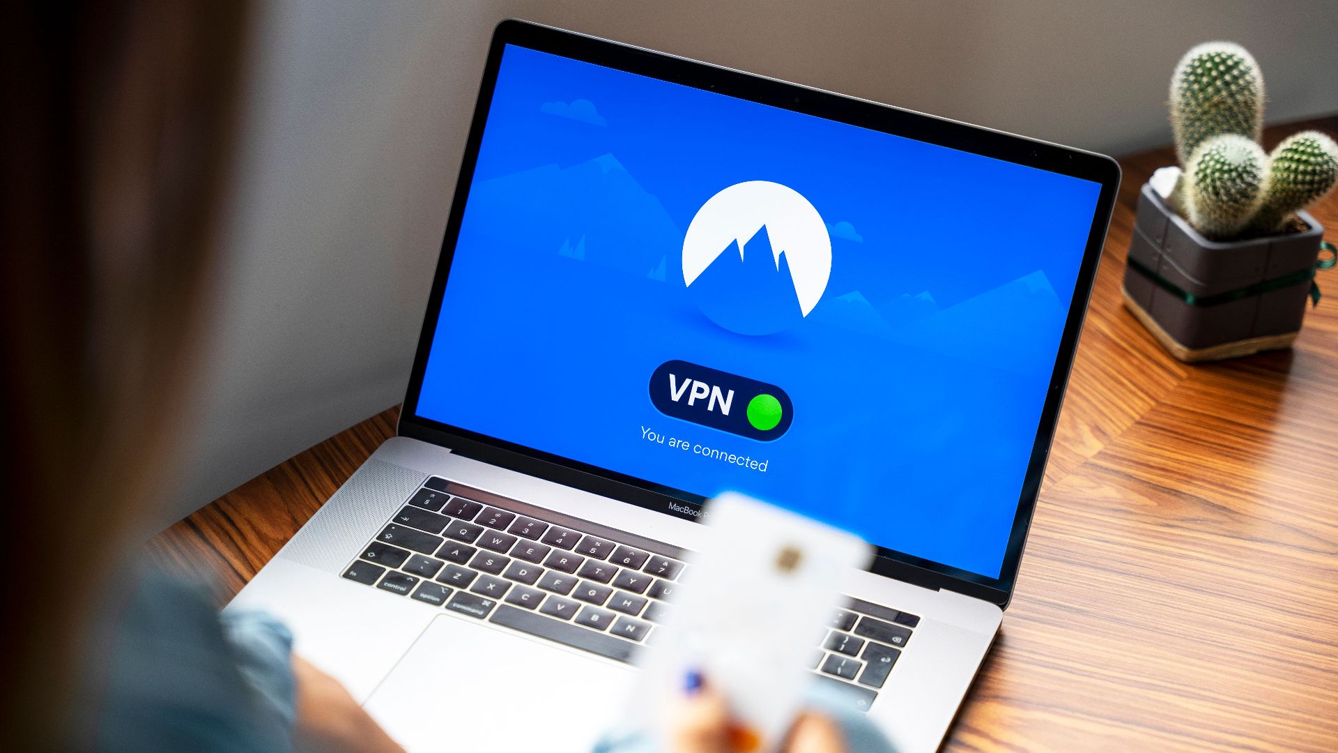 16. À certains égards, ils prennent la sécurité sur Internet plus au sérieux