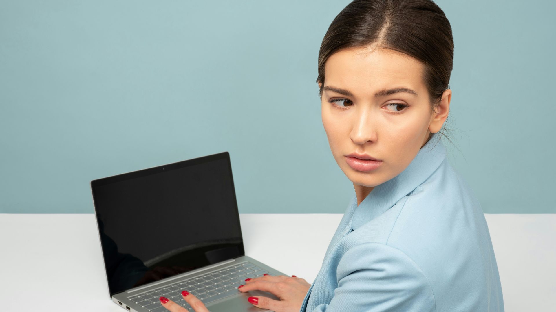 19. Les femmes peuvent être davantage confrontées à des comportements insistants non désirés