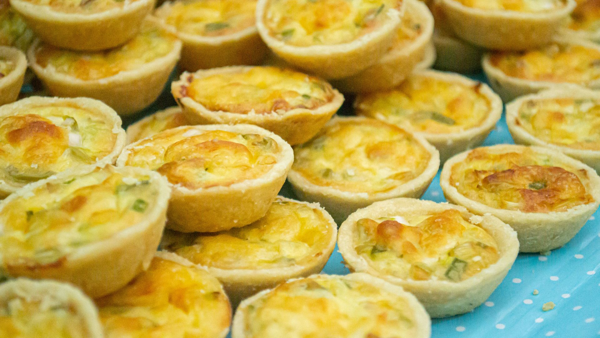 16. Mini-quiches