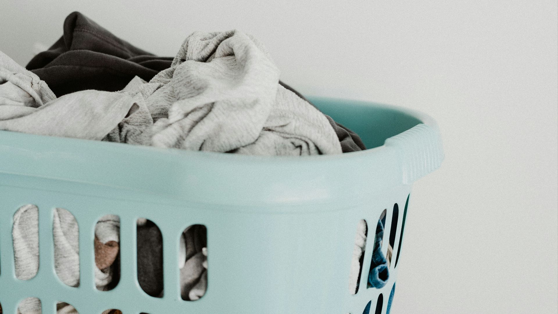 15. Panier à linge
