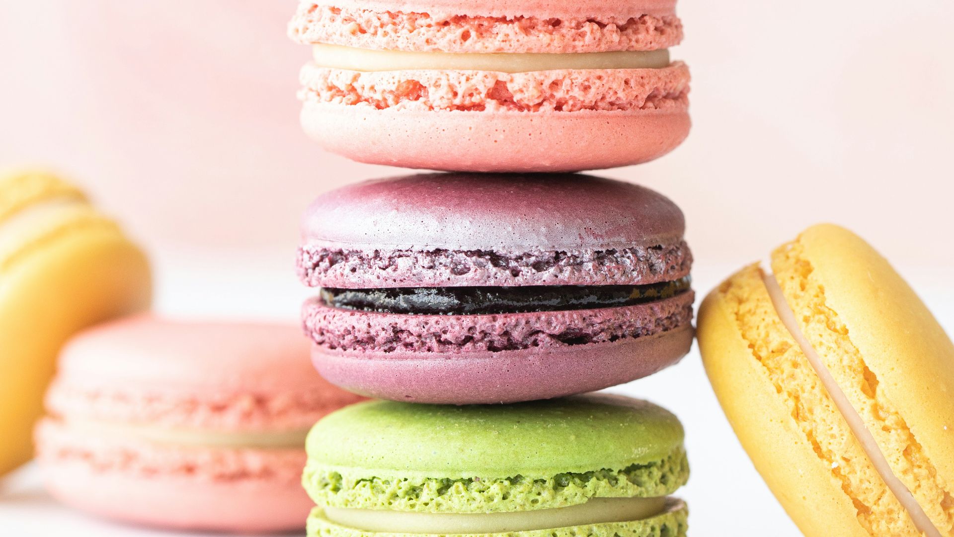 12. Macarons français