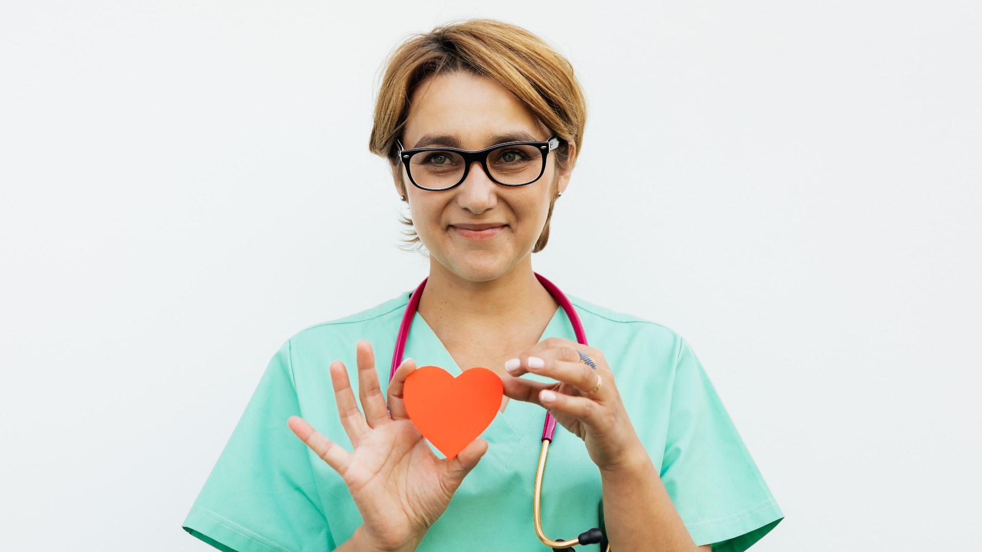 10 habitudes recommandées par les médecins pour la santé cardiaque et 10 qui font plus de mal que de bien