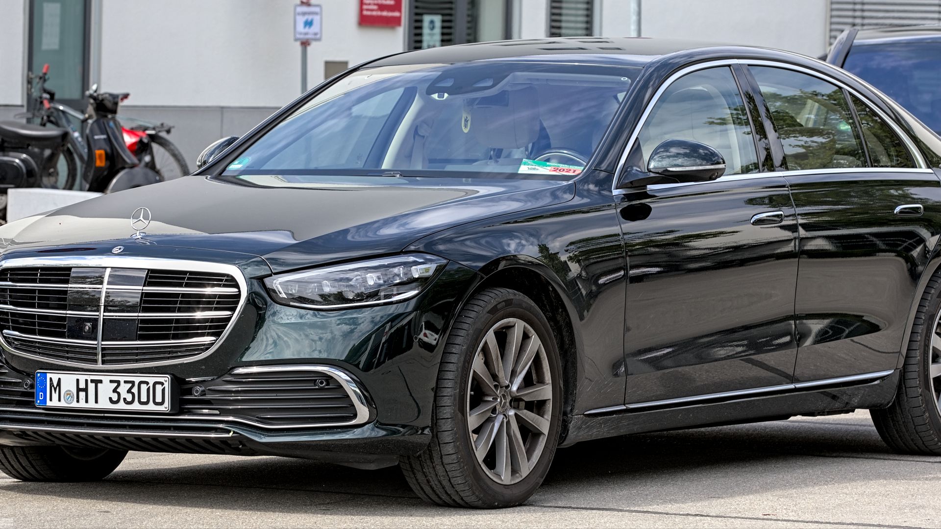 4. Mercedes-Benz Classe S