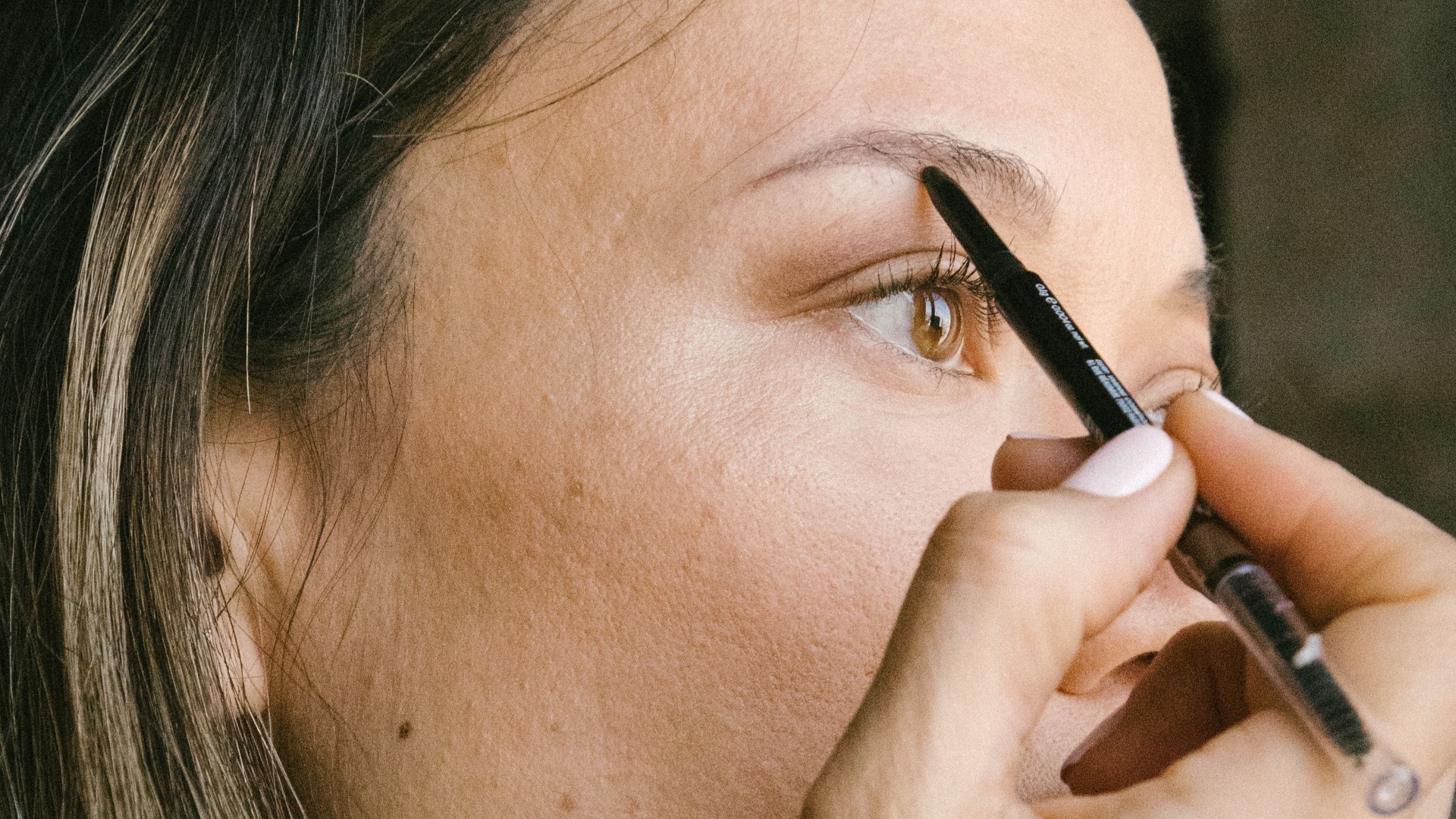 5. Produits pour les sourcils : privilégiez la douceur