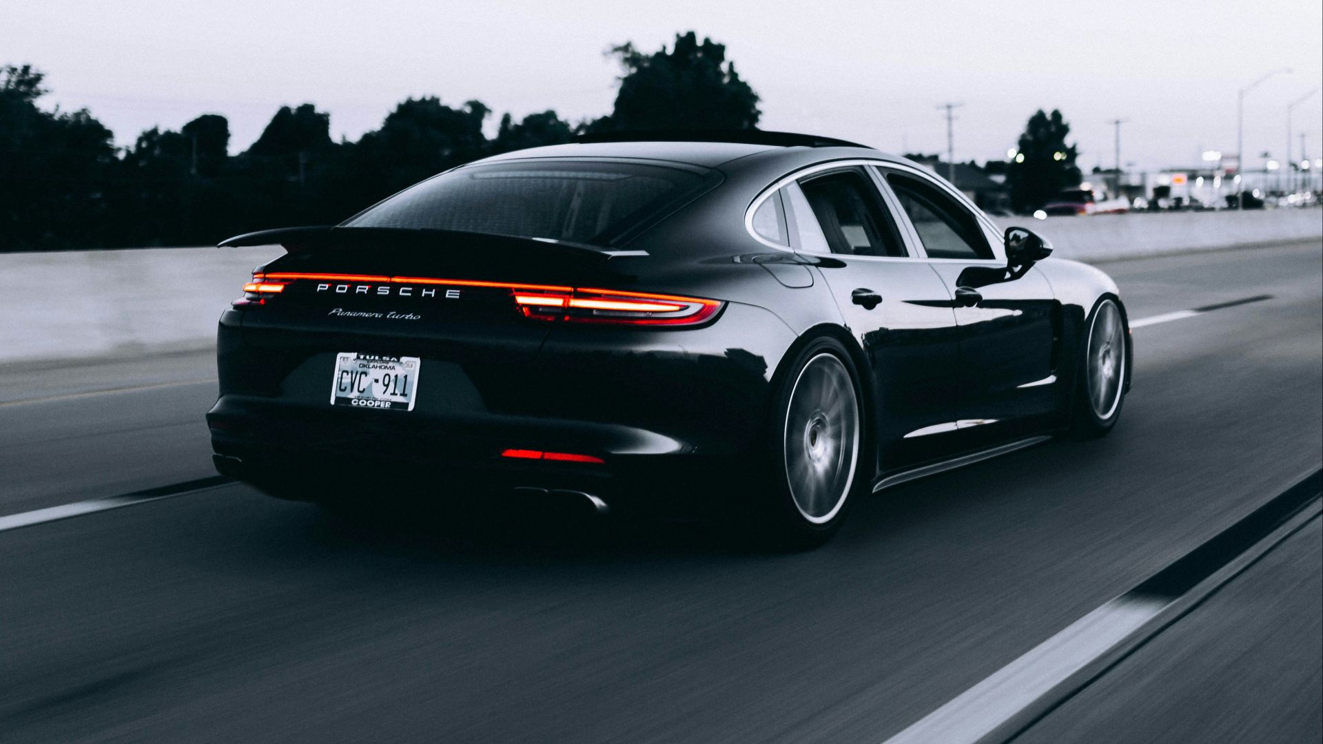 17. Porsche Panamera