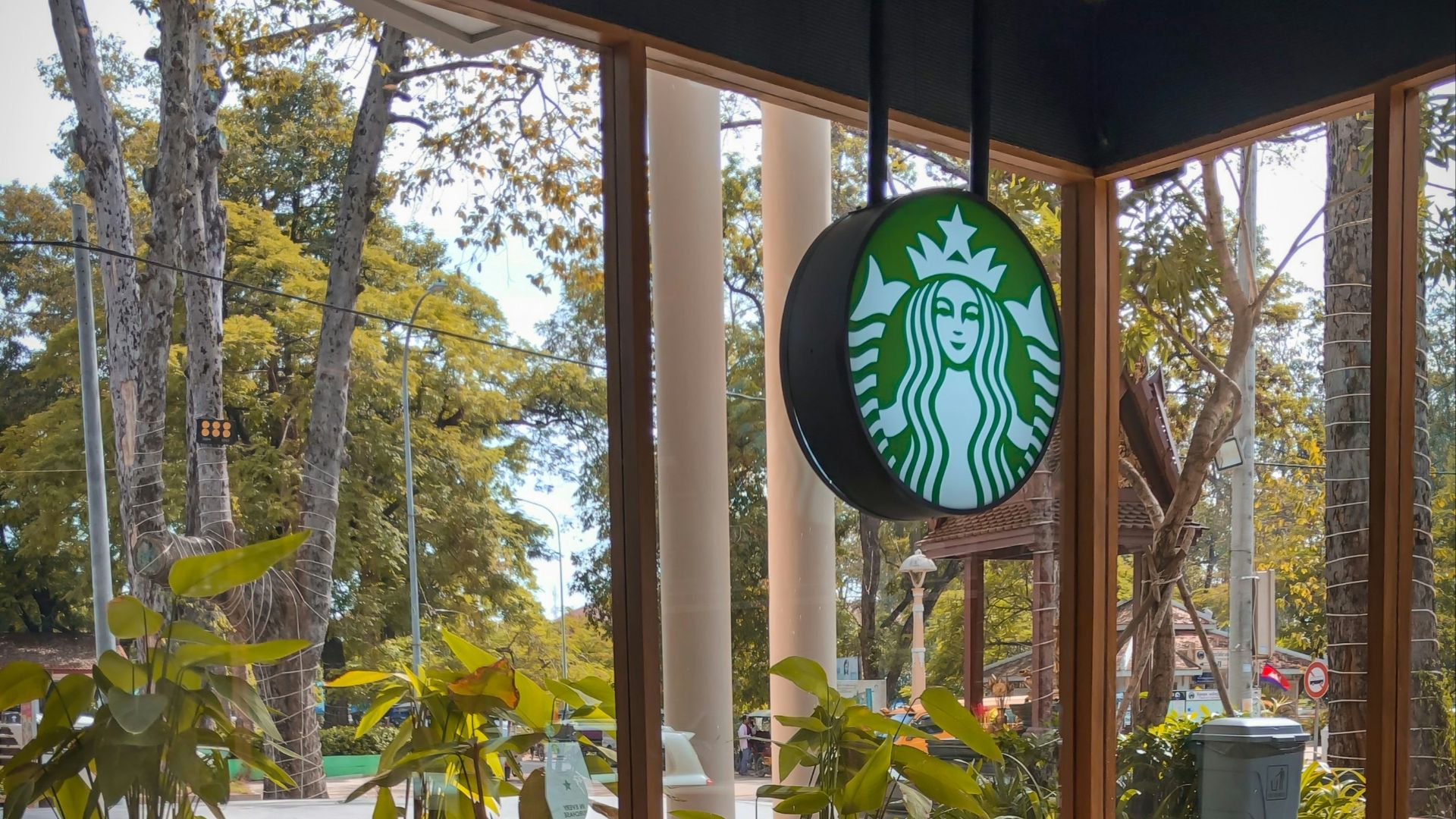 5. Starbucks